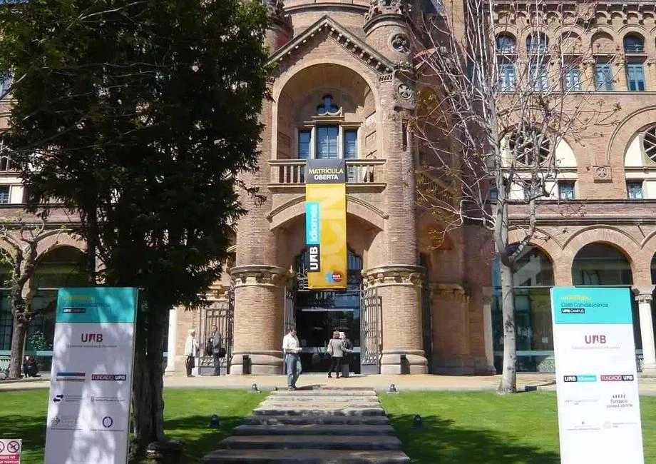 巴塞罗那自治大学