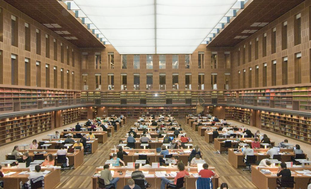 德累斯顿工业大学